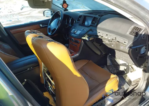 2007 Infiniti M45 Sport z USA, uszkodzony, nr VIN JNKBY01E27M401756